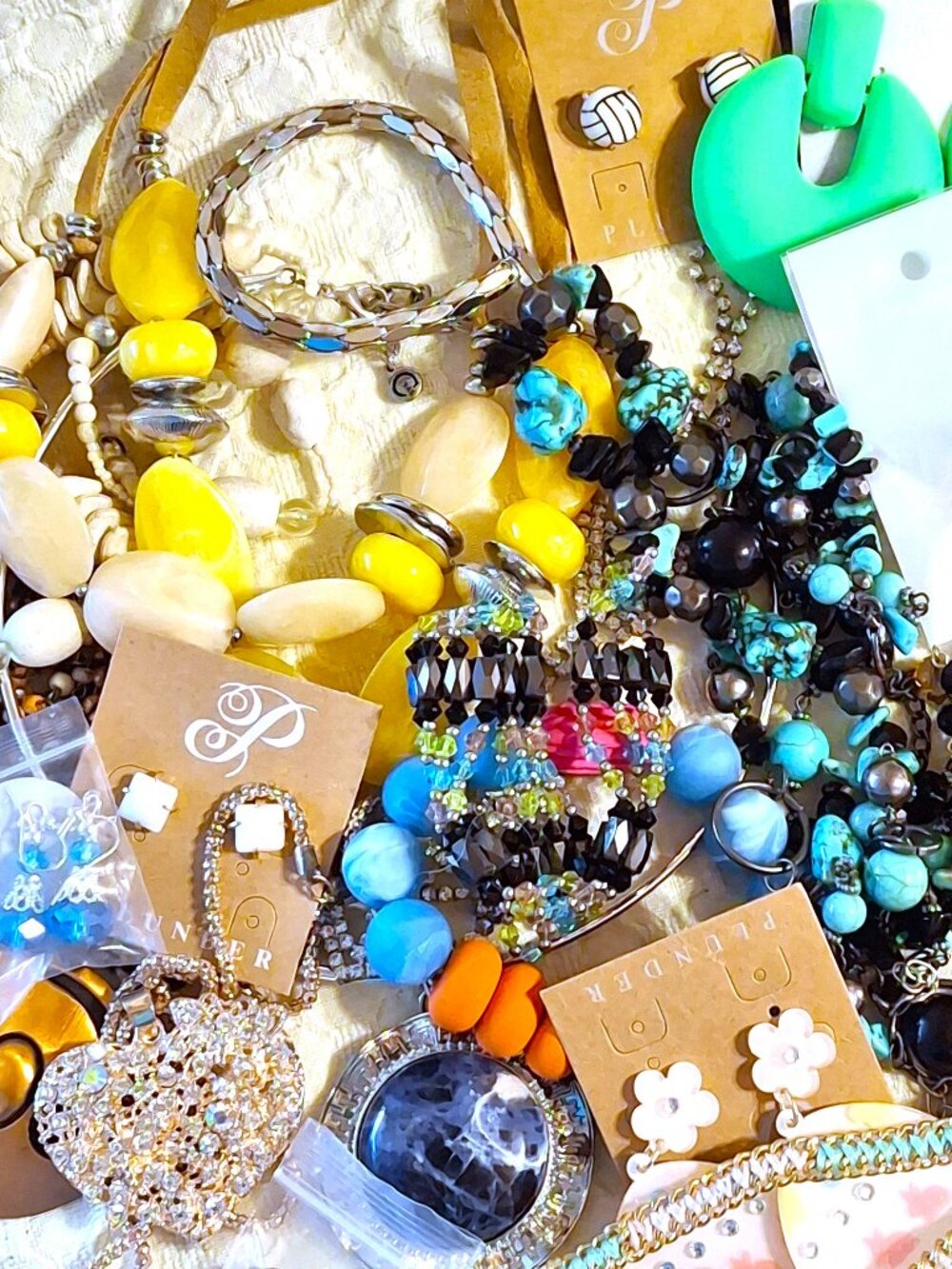 #14 Mixed Lot Jewelry 1.8 lbs 25 Pieces Wear Resell Repurpose Repair Harvest